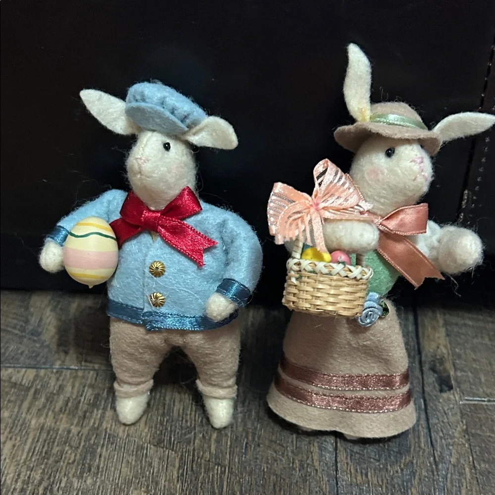 2 Heart Felts Midwest of Cannon Falls Rabbits  Basket Easter‎ Vintage Easter egg